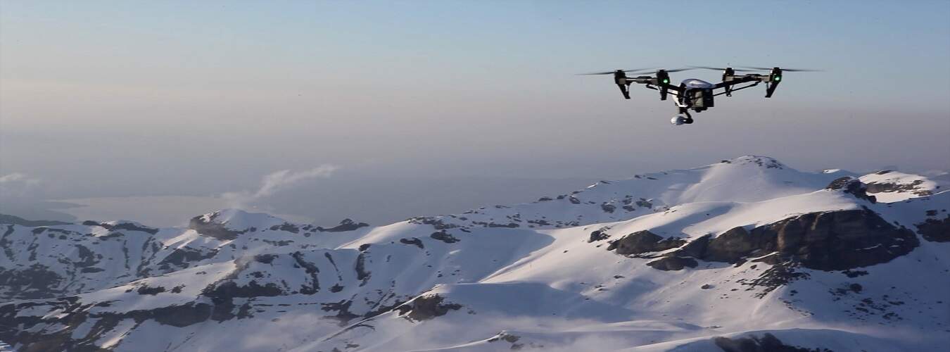 Drones en la nieve